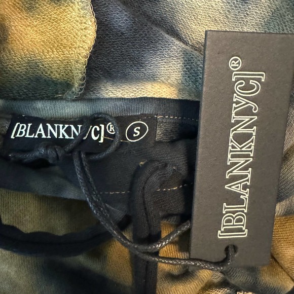 Blank NYC Multicolor Tie-dye Gotta Be You Sweatshirt NWT Size Small - Picture 8 of 9